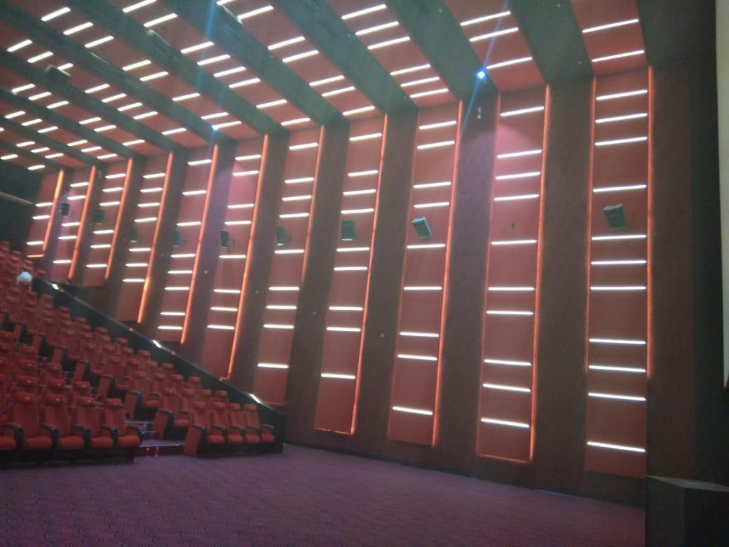 cinemahall14